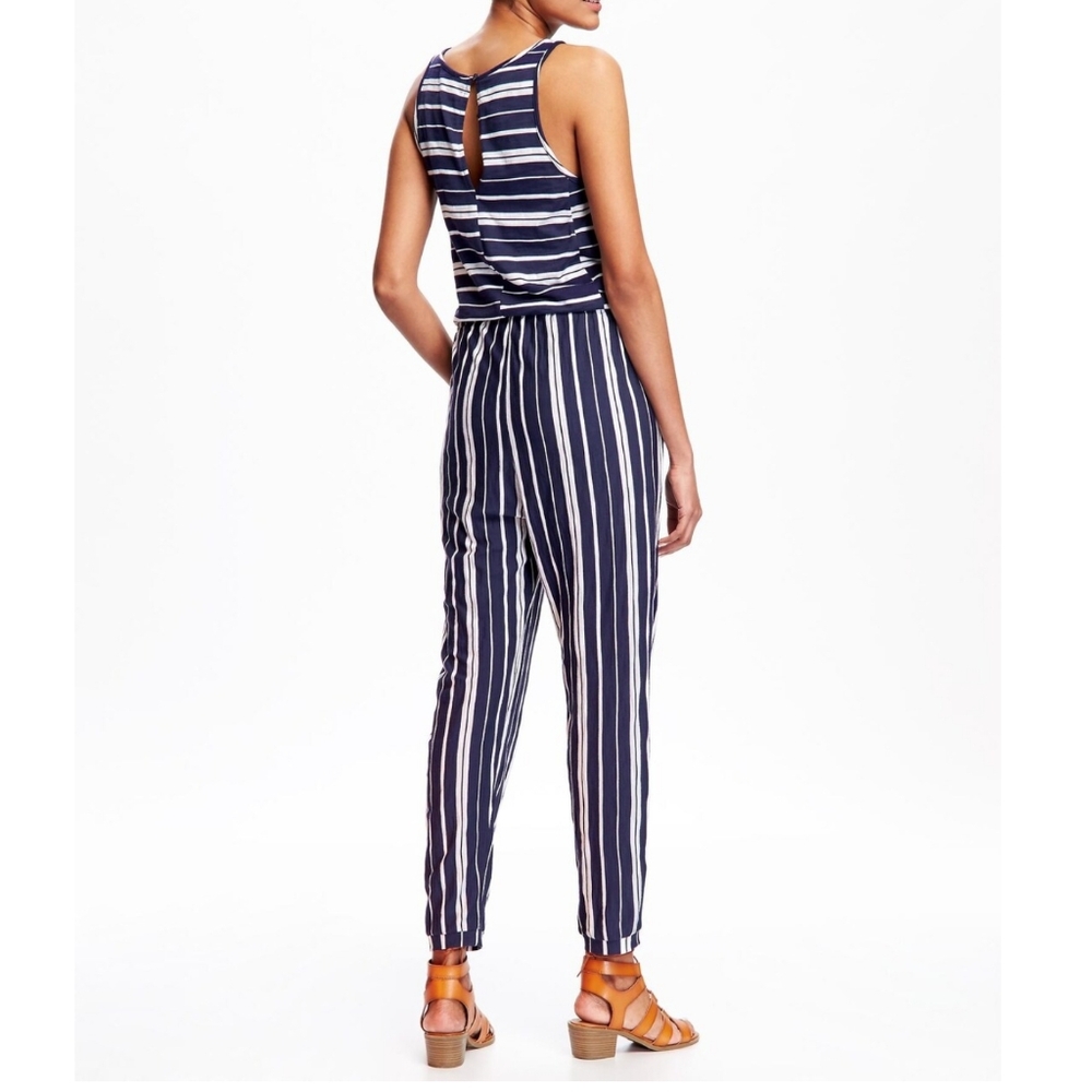 EUC  BLUE & WHITE STRIPED JUMPSUIT WITH POCKETS BY OLD NAVY - SIZE SMALL